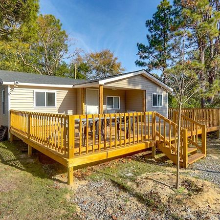 About 8 Mi To Pinehurst Cozy Home With Extended Deck! Aberdeen Exterior photo